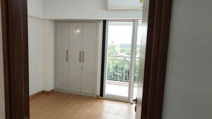 Room in 2 BHK Independent House at RWA Apartments Sector 50, Sector 50 – for Rent