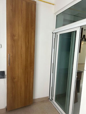 Building Lobby in 3 BHK Builder Floor at Sector 50 – for Rent