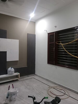 1 BHK Builder Floor For Rent in Sector 18