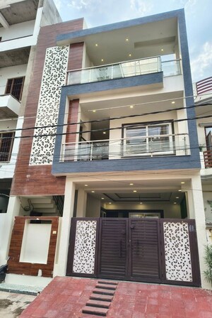 6 BHK Independent House For Sale in Gomti Nagar
