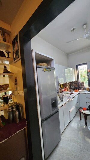 Kitchen in 6+ BHK Independent House at Gomti Nagar – for Sale