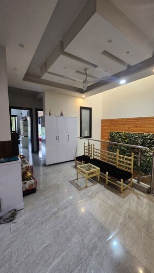 Gym in 6+ BHK Independent House at Gomti Nagar – for Sale