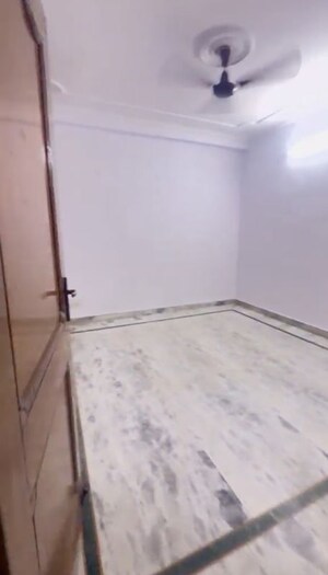 Room in 2 BHK Builder Floor at Chattarpur – for Rent