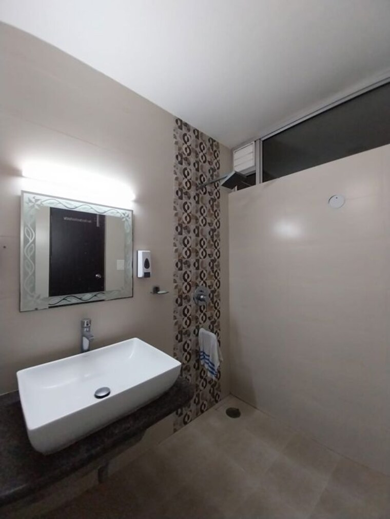 Living Room, sector 14 6 Bedroom 350 Sq.Yd. Independent House In Sector 14 Gurgaon 10507669