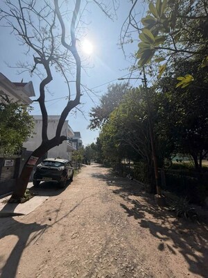 Parking in 4 BHK Independent House at South City – for Sale