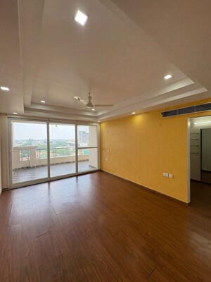 Room in 4 BHK Apartment at Rishita Serenity, Sushant Golf City – for Rent