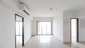 Room in 4 BHK Apartment at Lodha New Cuffe Parade, Wadala – for Rent