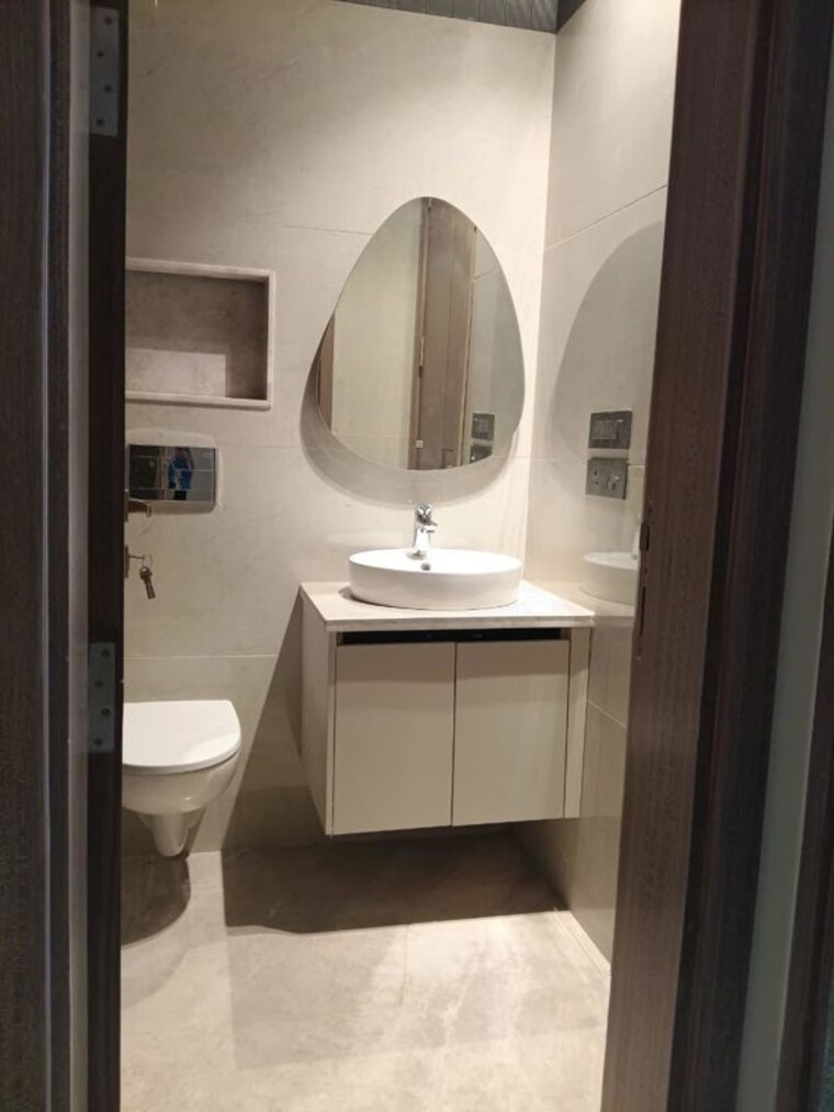 Bathroom, kailash hills 3 Bedroom 1850 Sq.Ft. Apartment In Kailash Hills Delhi 10507731