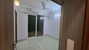 Room in 2 BHK Apartment at Signature Global Prime Phase 2, Sector 63a – for Rent