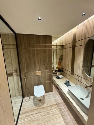 Kitchen in 4 BHK Apartment at Kalpataru Parkcity Estella, Kolshet Road – for Sale