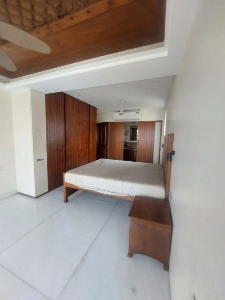 Kitchen, breach candy 3.5 Bedroom 1960 Sq.Ft. Apartment In Breach Candy Mumbai 10507793