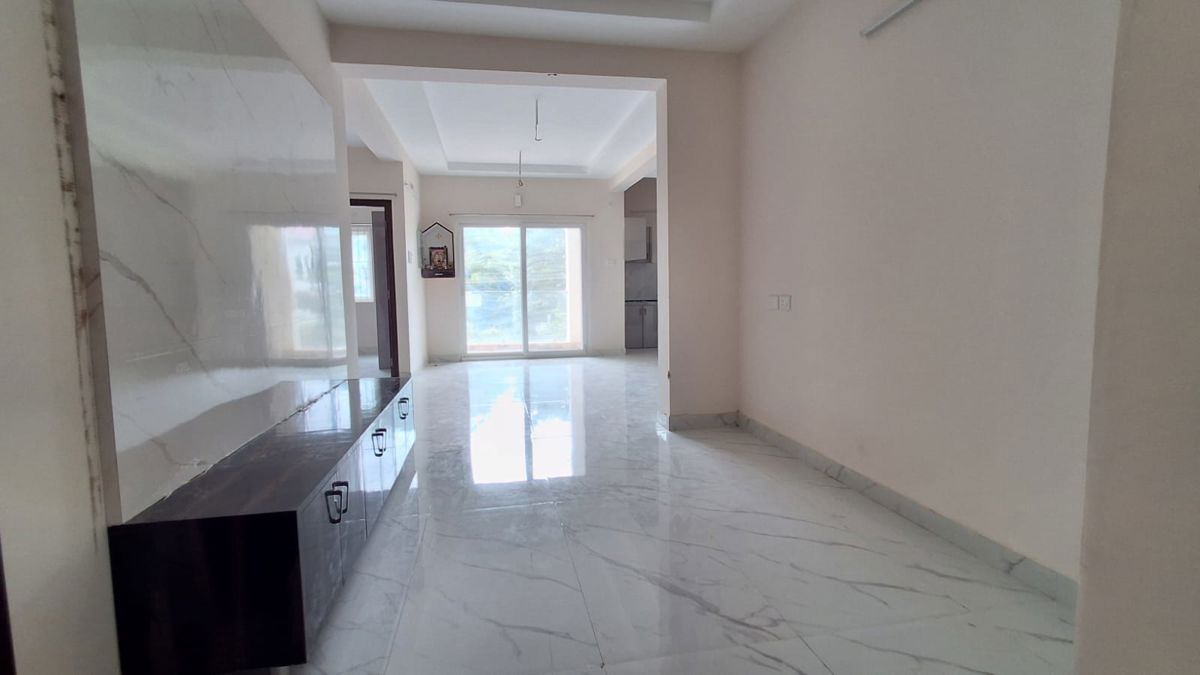 3 BHK + Basement 1350 Sq.Ft. Apartment in Saket Township
