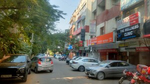  Shop For Rent in Central Delhi