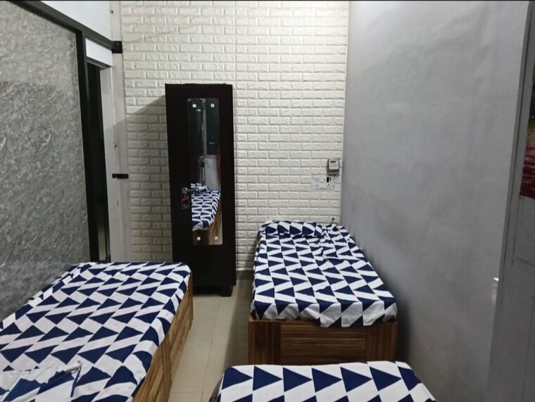 Bedroom, santosh nagar Pg For Boys & Girls In Santosh Nagar 10507834