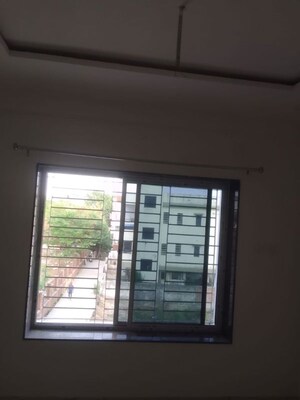 Room in 3 BHK Apartment at Manish Nagar – for Rent