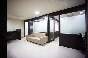 Room in  Office Space at Naranpura – for Sale