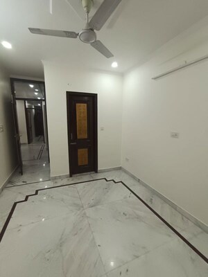 Room in 3 BHK Builder Floor at Naraina – for Sale