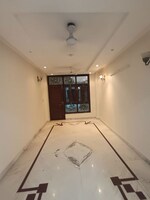 3 BHK 200 Sq.Yd. Builder Floor in Naraina