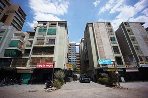3 BHK Apartment For Sale in Randesan