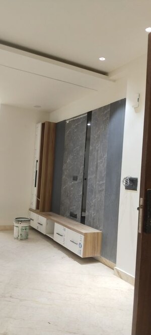 Bathroom in 3 BHK Builder Floor at BPTP Eden Estate, Sector 81 – for Rent