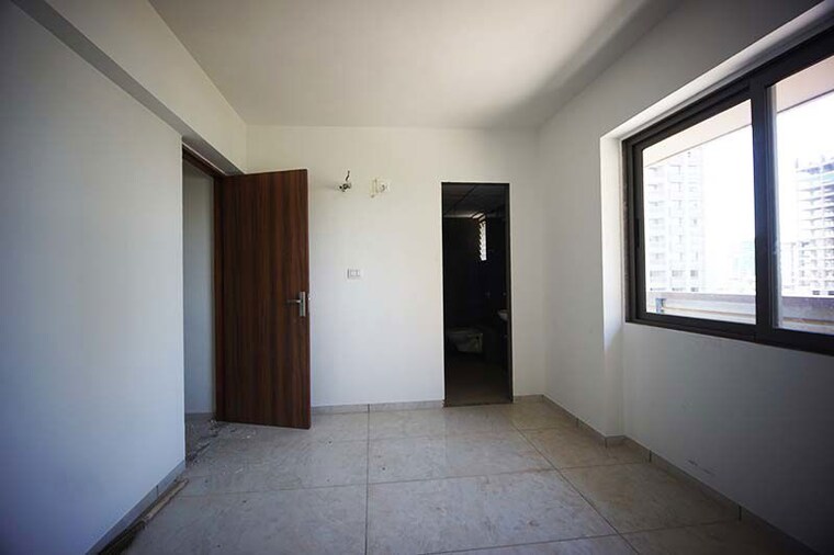 Room, zundal 3 Bedroom 207 Sq.Yd. Apartment In Zundal Ahmedabad 10507938