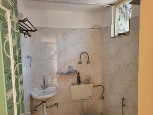 Bathroom in 2 BHK Builder Floor at New Palam Vihar Phase 1 – for Rent