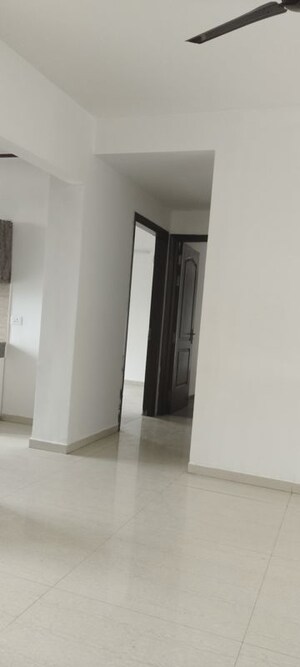 3 BHK Apartment For Rent in Omaxe Royal Residency Faridabad, Sector 79