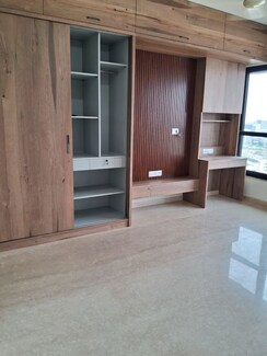 3 BHK + Study Room Apartment For Rent in Kalpataru Magnus