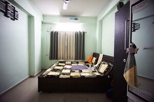 Bedroom in 2.5 BHK Apartment at Nikol – for Sale