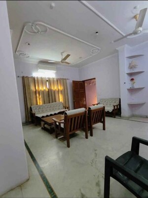 2 BHK Builder Floor For Rent in Malviya Nagar