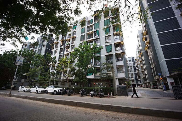 Exterior View, naranpura 3 Bedroom 211 Sq.Yd. Apartment In Naranpura Ahmedabad 10508034