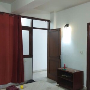 Room in 2 BHK Apartment at Green Fields Colony – for Sale