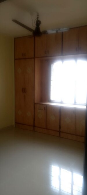 Room in 2 BHK Builder Floor at Manik Baug – for Rent