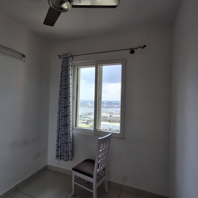 Room, prestige-lakeside-habitat-apartments 3 Bedroom 1390 Sq.Ft. Apartment In Gunjur Bangalore 10508113