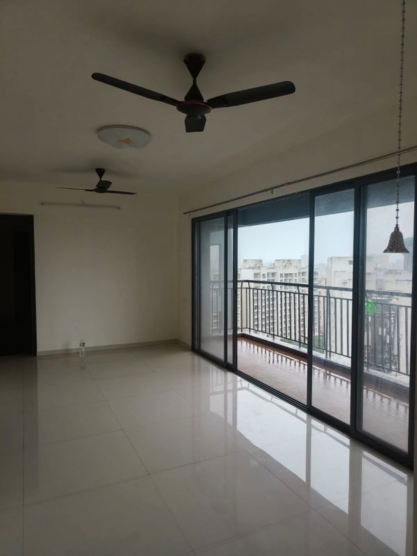 3 BHK + Prayer Room,Store Room 1450 Sq.Ft. Apartment in Legacy ILife