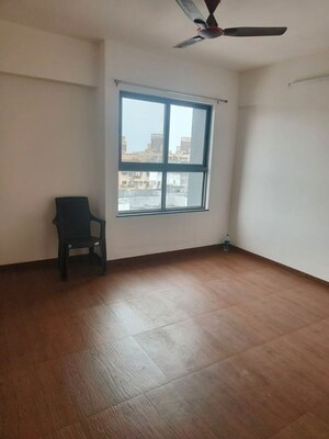 Room in 3 BHK Apartment at Legacy ILife, Nibm – for Rent