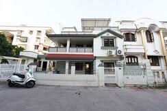 5 BHK Independent House For Sale in Ghatlodia