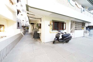 Parking in 5 BHK Independent House at Ghatlodia – for Sale