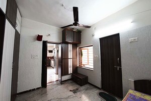 Room in 5 BHK Independent House at Ghatlodia – for Sale