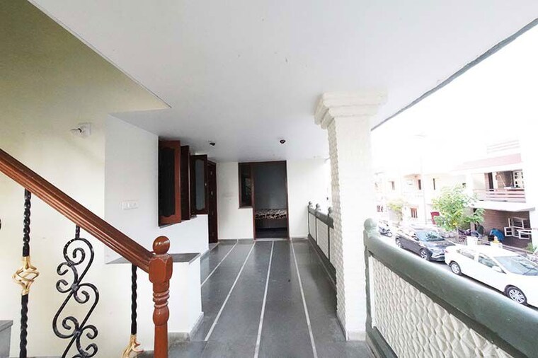 undefined, ghatlodia 5 Bedroom 305 Sq.Yd. Independent House In Ghatlodia Ahmedabad 10508107