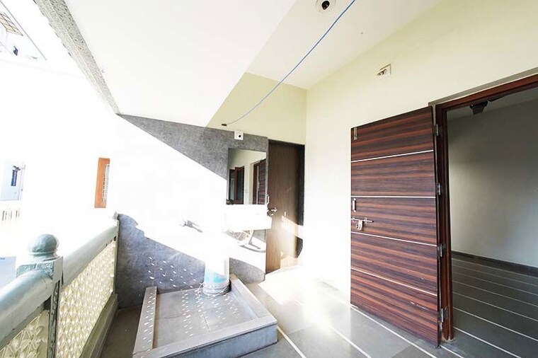 Kitchen, ghatlodia 5 Bedroom 305 Sq.Yd. Independent House In Ghatlodia Ahmedabad 10508107