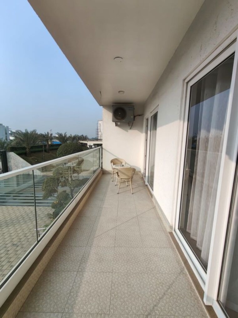 Balcony, central-park-flower-valley 1 Bedroom 919 Sq.Ft. Apartment In Sohna Sector 33 Gurgaon 10508185