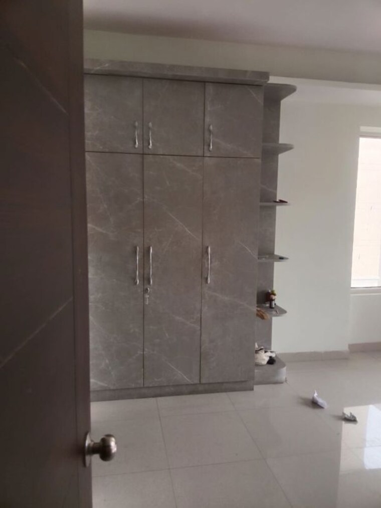 Bathroom, mahagun-mirabella 4 Bedroom 2575 Sq.Ft. Apartment In Sector 79 Noida 10506137
