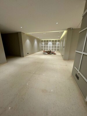 Room in 5 BHK Villa at Unitech The Residences Sector 33, Sector 33 – for Sale