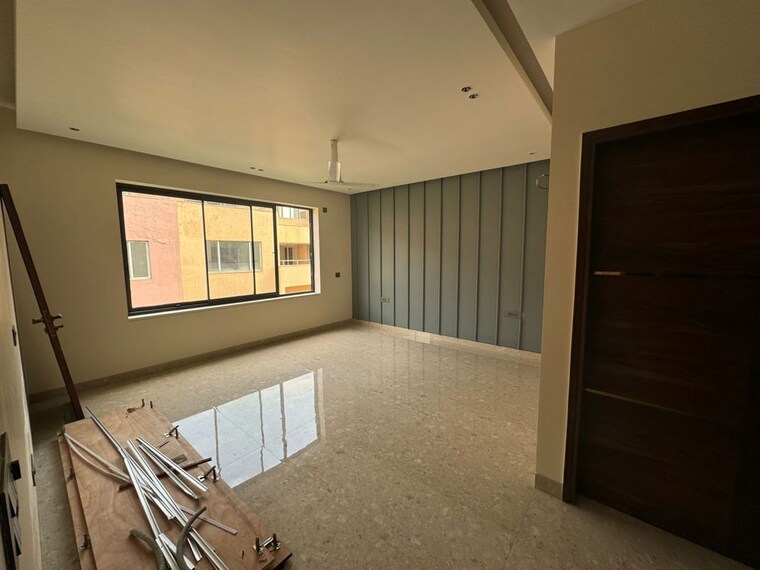 Room, unitech-the-residences-sector-33 5 Bedroom 4000 Sq.Ft. Villa In Sector 33 Gurgaon 10508197