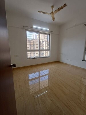 Room in 1 BHK Apartment at VTP Leonara, Mahalunge – for Rent