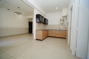 Room in 2 BHK Apartment at Gaur City 5th Avenue, Sector 4 Greater Noida – for Sale