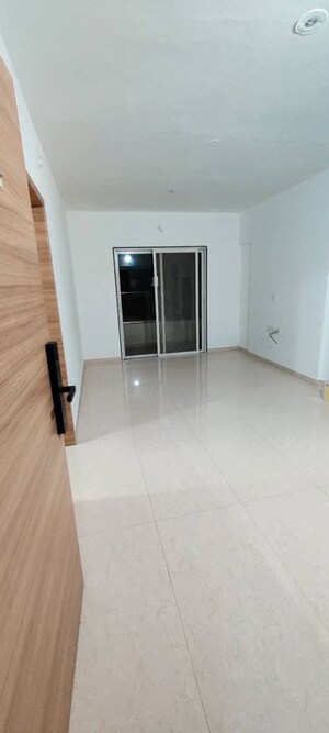 Room in 3 BHK Apartment at Sukhwani Skylines, Wakad – for Rent