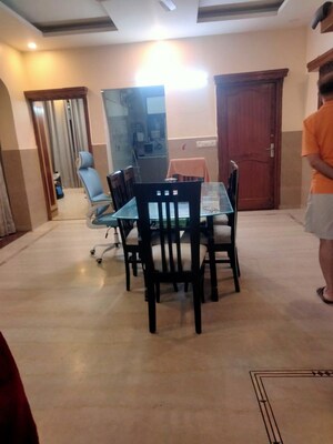 Dining Room in 3 BHK Builder Floor at Sector 23 – for Rent