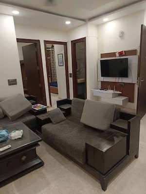 Living Room in 3 BHK Builder Floor at Rohini Sector 11 – for Rent